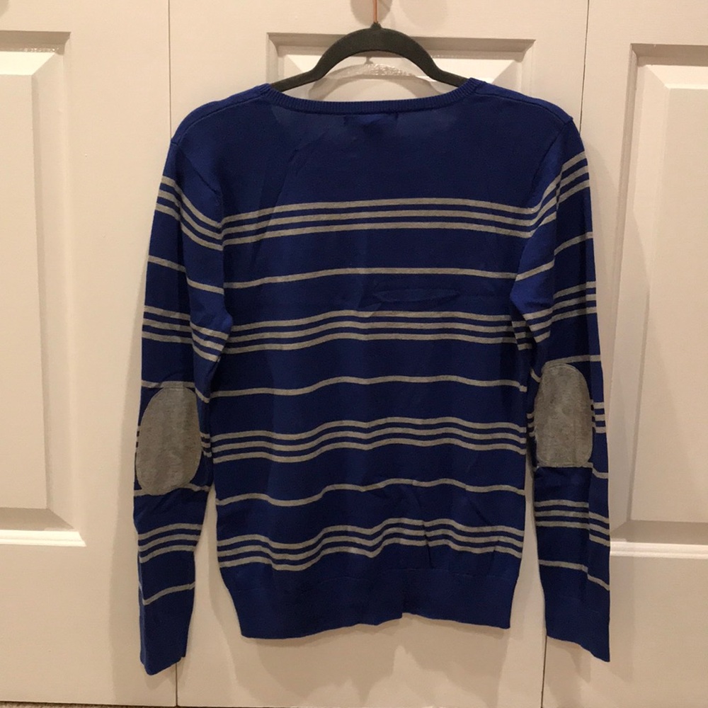 Banana Republic crewneck sweater. Size large